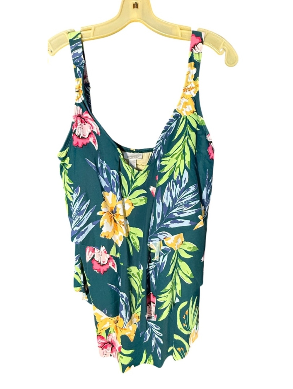 NWT Avenue Tankini Swim Top 28